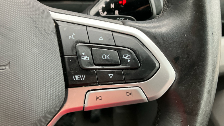 Volkswagen Crafter Cr35 Mwb Diesel 2.0 TDI 140PS Commerce Plus High Roof Van Auto